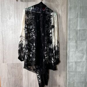 Anna Sui black and white silk long sleeve top - Pristine Condition